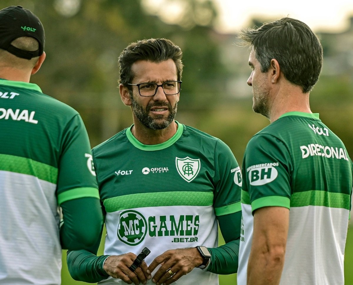 Amazonas x América-MG: Onde assistir e escalações da 22ª rodada da Série B. Imagem: Mourão Panda/América-MG Amazonas x América-MG: Onde assistir e escalações da 22ª rodada da Série B. Imagem: Mourão Panda/América-MG