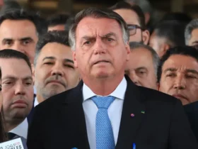 Brasília (DF), 26/03/2025 - Ex-presidente Jair Bolsonaro durante declaração a imprensa após virar Réu no STF. Foto: Lula Marques/Agência Brasil