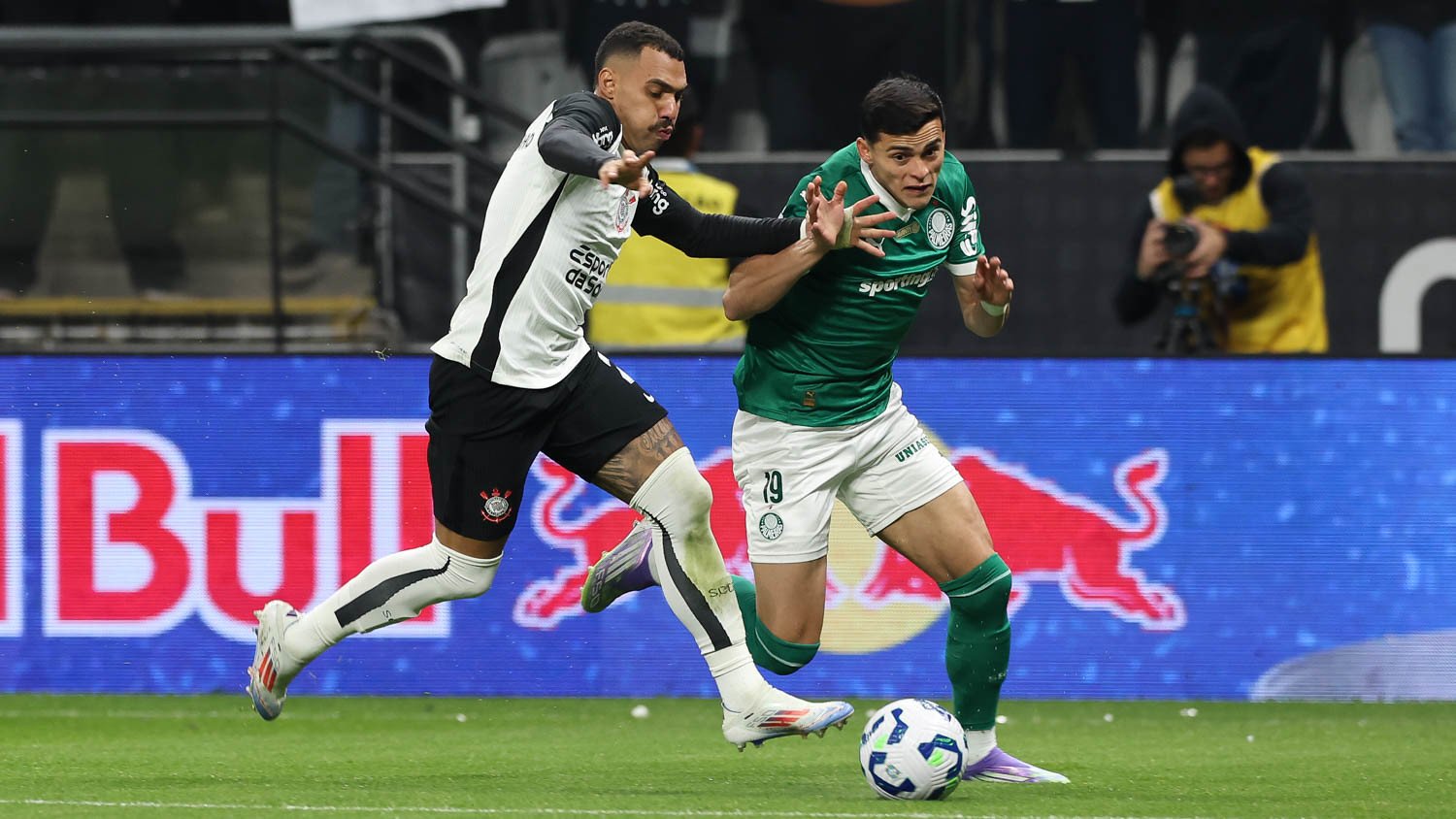 Palmeiras x Corinthians: Onde assistir, escalações e detalhes do clássico decisivo na Copa do Brasil. Imagem: Cesar Greco/Ag. Palmeiras