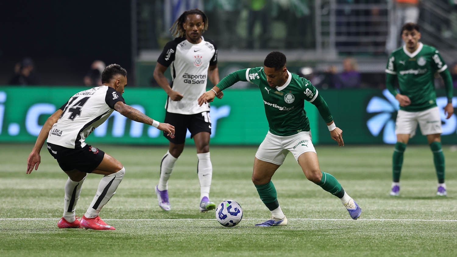 Lance de Palmeiras x Corinthians. Imagem: Cesar Greco/Ag. Palmeiras Lance de Palmeiras x Corinthians. Imagem: Cesar Greco/Ag. Palmeiras