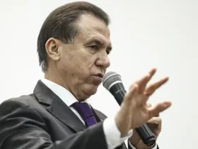 Ministro do Trabalho diz que Brasil não deve se desesperar com tarifaço dos EUA