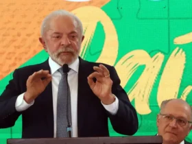 Lula anuncia envio de projeto para regulamentar redes sociais no congresso