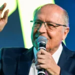 São Paulo (SP), 12/05/2025 - O presidente em exercício e ministro do Desenvolvimento, Indústria, Comércio e Serviços, Geraldo Alckmin, afirmou hoje, que a estimativa é de que o comércio varejista movi
