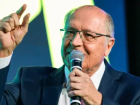 São Paulo (SP), 12/05/2025 - O presidente em exercício e ministro do Desenvolvimento, Indústria, Comércio e Serviços, Geraldo Alckmin, afirmou hoje, que a estimativa é de que o comércio varejista movi