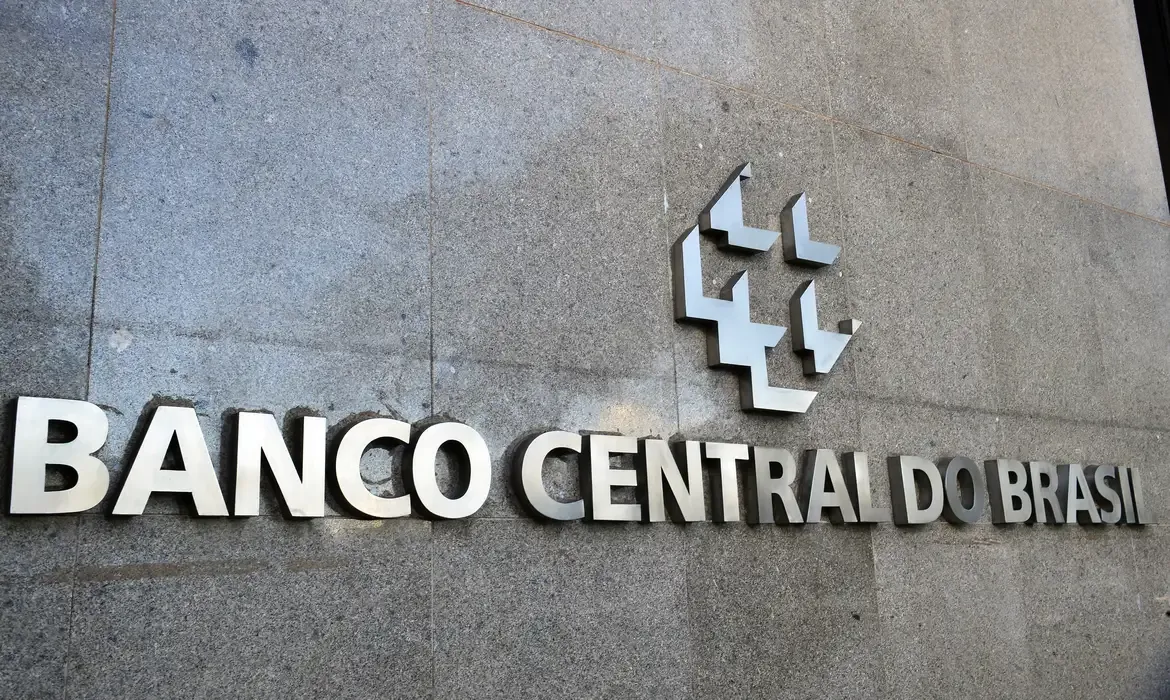 Déficit do setor público em julho dispara para R$ 66,6 bilhões com precatórios