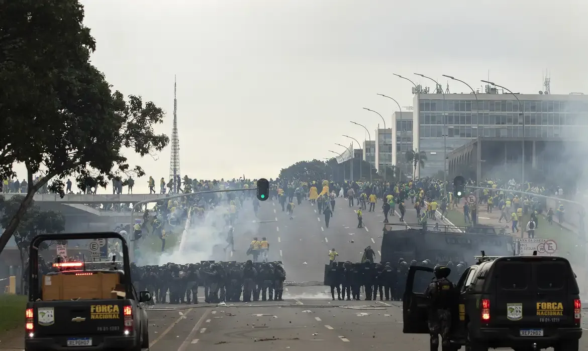 STF responsabiliza 1.190 pessoas por atos antidemocráticos de 2023