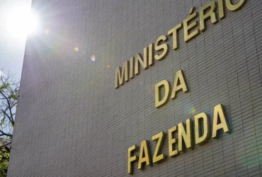 Despesas federais poderão crescer até 168 bilhões em 2026