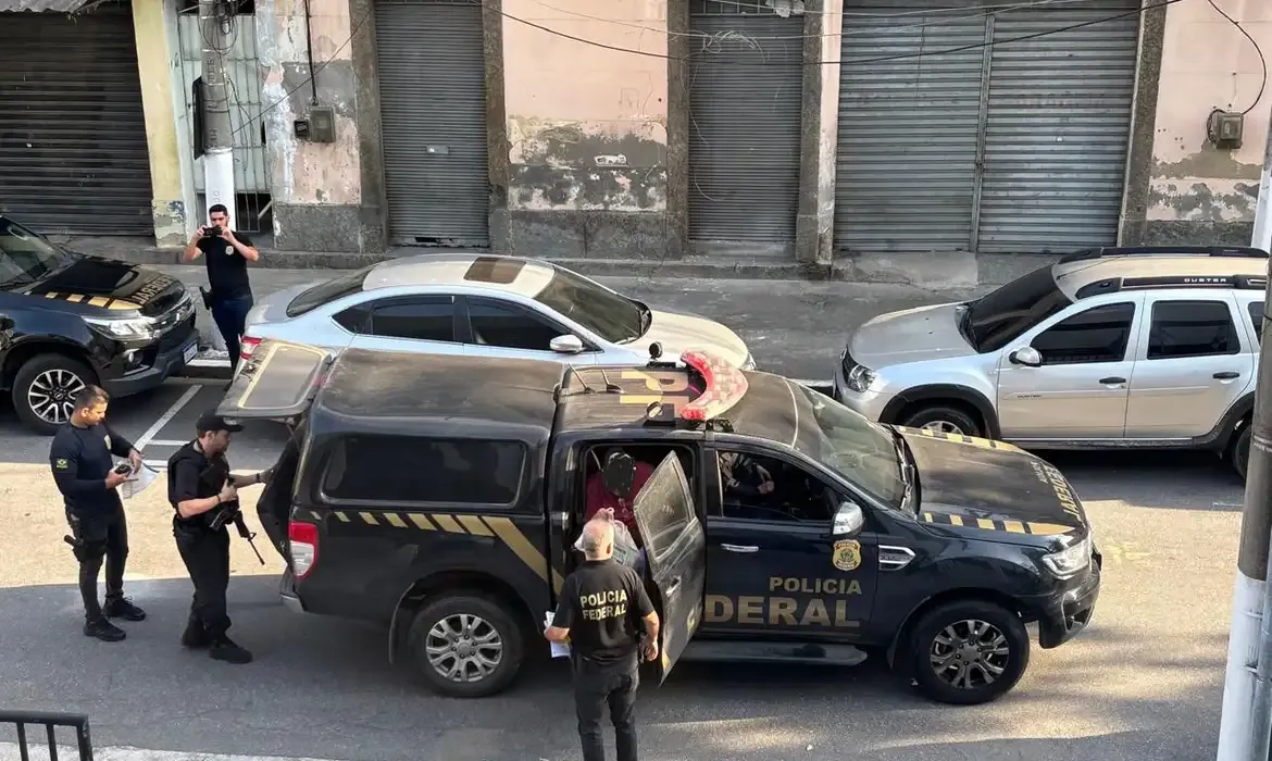 Polícia Federal prende quadrilha responsável por 330 empresas de fachada
