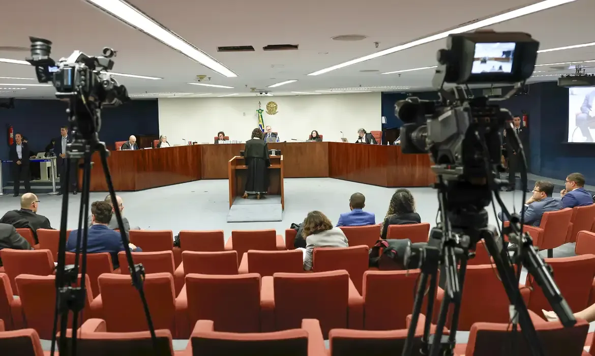 Stf abre prazo para alegações finais de réus da trama golpista