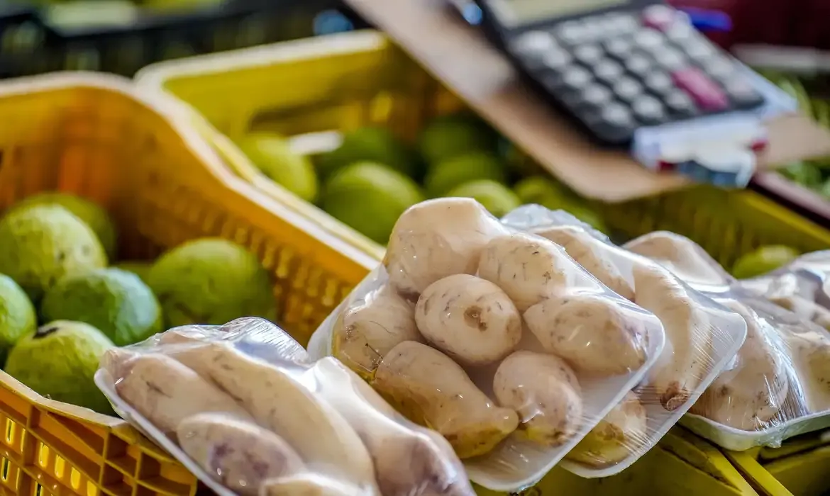 Batata e cebola registram queda de preços em mercados atacadistas