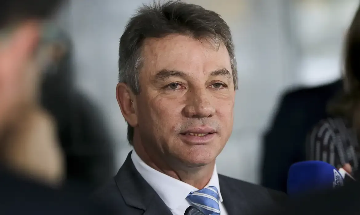 Relatora do TSE vota pela cassação do governador de Roraima