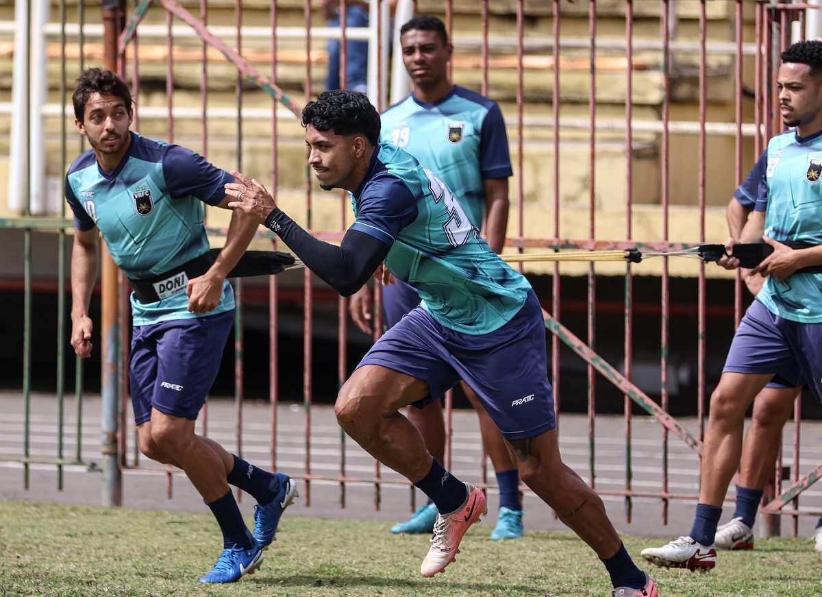 Ferroviária x Volta Redonda: onde assistir, escalações e tudo sobre o duelo da Série B. Imagem: @ecacrescimos1 Ferroviária x Volta Redonda: onde assistir, escalações e tudo sobre o duelo da Série B. Imagem: @ecacrescimos1