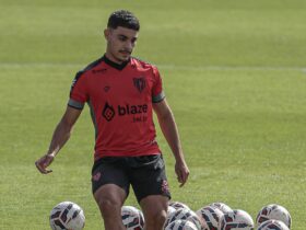 Atlético-GO x Botafogo-SP: onde assistir ao vivo pela Série B. Imagem: Bruno Corsino