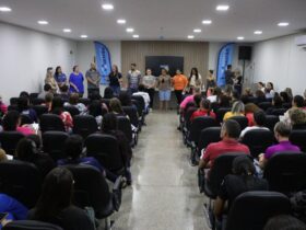 Comissao analisa decreto que regulamenta constituicao de equipes gestoras das escolas de Sorriso