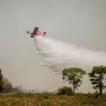 Corpo de Bombeiros intensifica combate a incêndios florestais com apoio aéreo