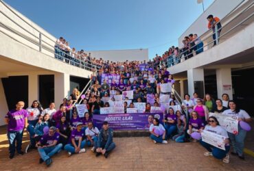 Estudantes de Sapezal pedem pelo fim da violencia contra as mulheres