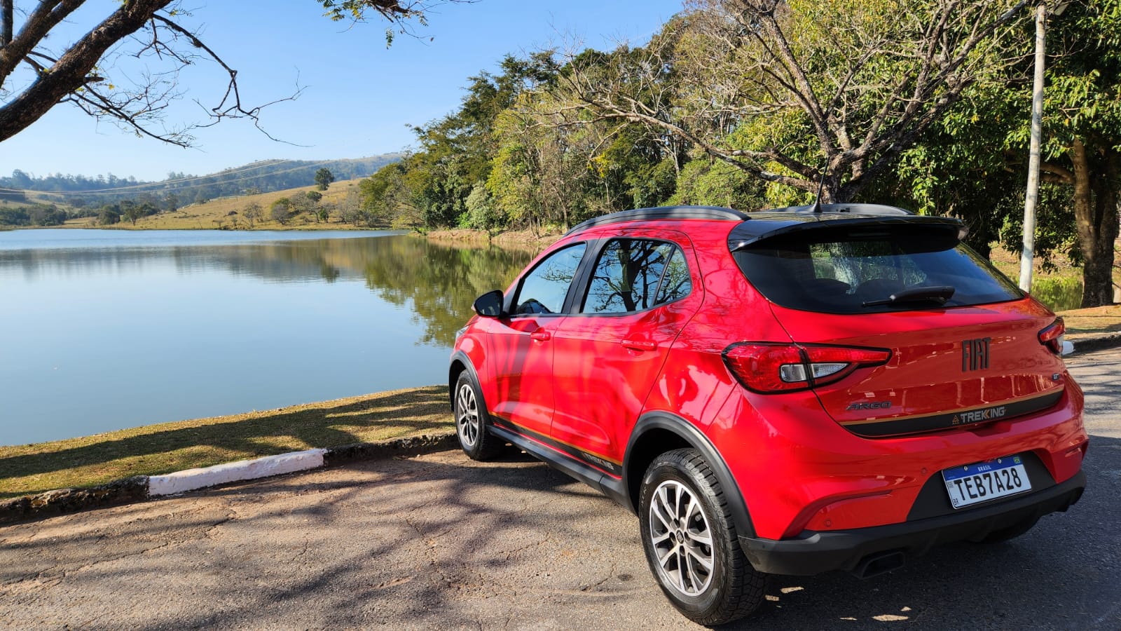 Fiat Argo 2026 mantem protagonismo entre os hatches compactos 34