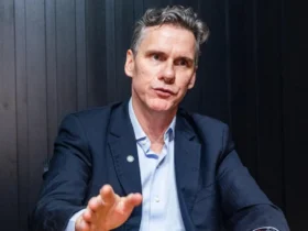 Victor Ostetti