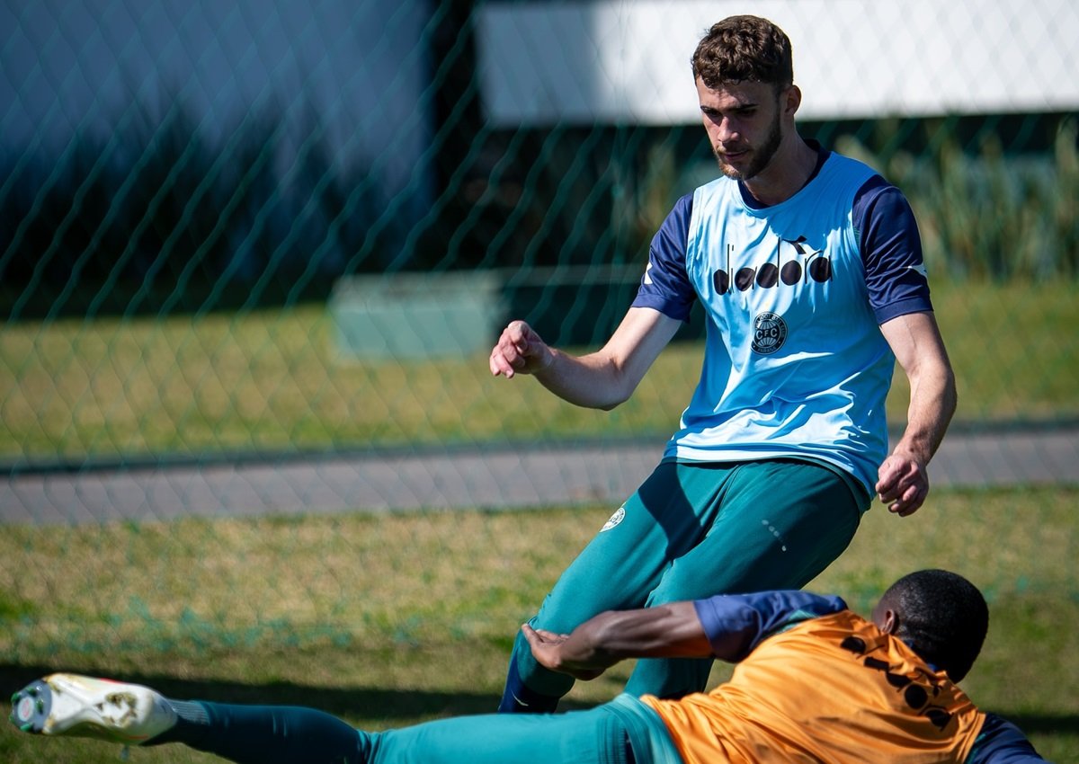 Novorizontino x Coritiba: onde assistir, prováveis escalações e análise do duelo pela Série B 2025. Imagem: JP Pacheco Coritiba