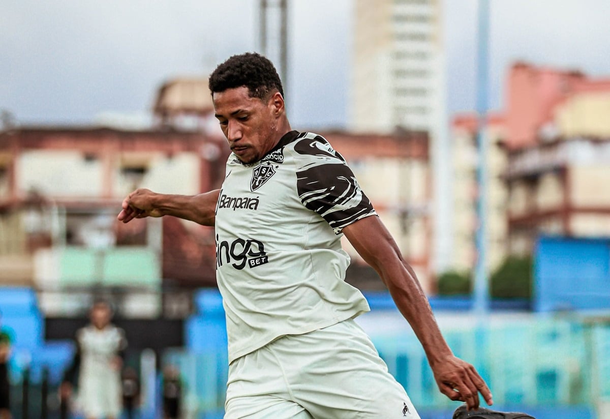 Chapecoense x Paysandu ao vivo: Duelo de extremos na Série B promete fortes emoções. Imagem: Matheus Vieira Paysandu