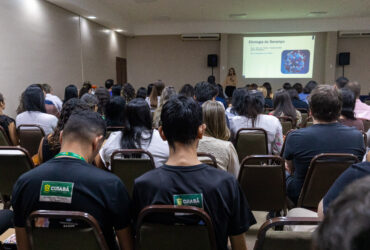 Medicos e enfermeiros de Cuiaba recebem treinamento para reforcar combate ao sarampo 1
