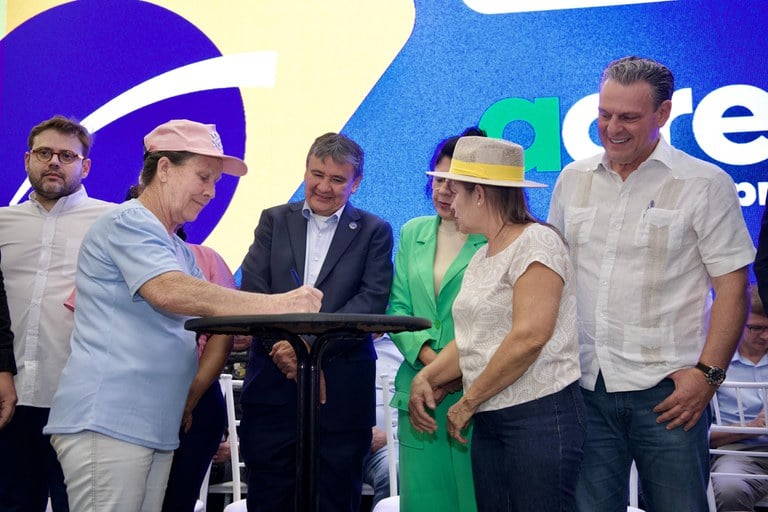 Ministro Favaro participa do lancamento do Programa Acredita no Primeiro Passo em Mato Grosso