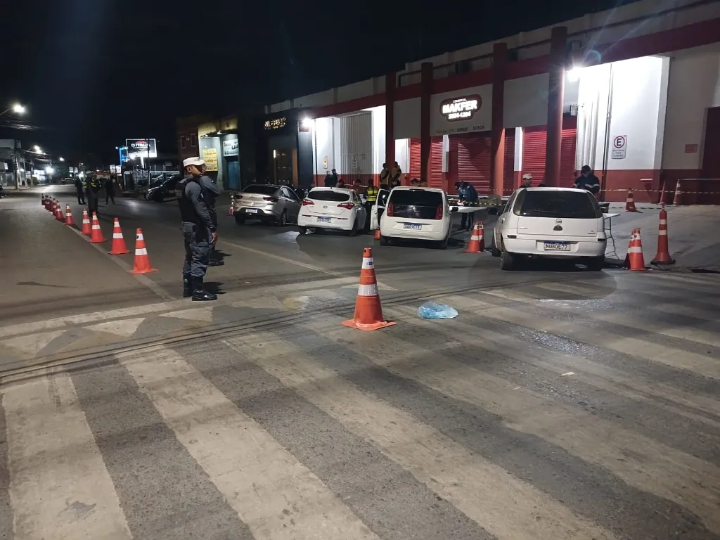 Operação Lei Seca prende sete motoristas embriagados e retira 40 veículos em Várzea Grande