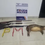 PM prende trio por porte ilegal de armas e caça de animais em Mato Grosso