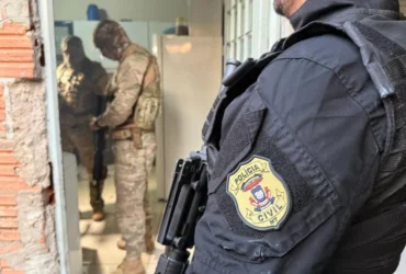 Polícia Civil cumpre 70 mandados contra facção criminosa em Primavera do Leste