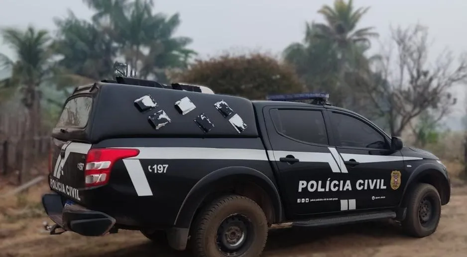 Polícia Civil recupera retroescavadeira furtada em Água Boa após ação em Goiás