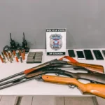 Polícia Civil prende suspeitos e apreende armas em Cotriguaçu