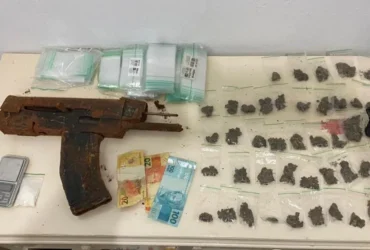 Polícia Militar apreende drogas e submetralhadora em operação em Barra do Garças