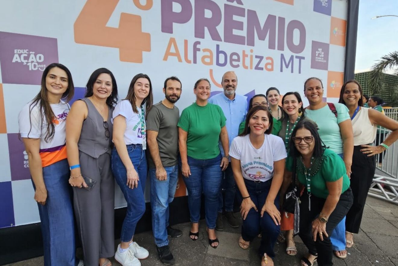 Secretario municipal de Educacao de Cuiaba prestigia premiacao do Alfabetiza MT