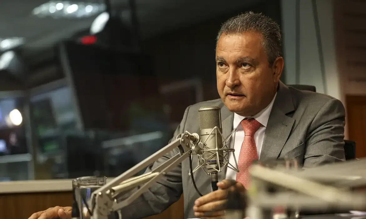 Revisão do IR promete movimentar a economia e beneficiar milhões