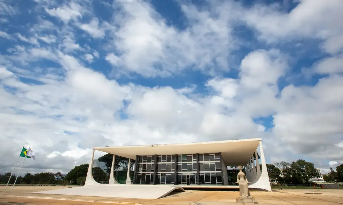 STF define limites para repatriação imediata de crianças ao exterior