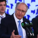 Alckmin solicita urgência em propostas para impulsionar exportações brasileiras