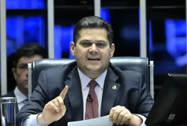 Brasília (DF), 24/06/2025 - Presidente do Senado, Davi Alcolumbre, durante sessão deliberativa ordinária do Senado Federal que trata de igualdade de gênero, proteção à família de empregados públicos e