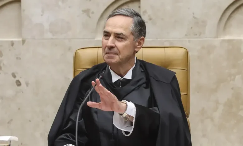 Brasília (DF), 28/09/2023, O ministro da Justiça, Flavio Dino, durante a cerimônia de posse do ministro Luís Roberto Barroso, no cargo de presidente do Supremo Tribunal Federal (STF). Foto: Valter Cam