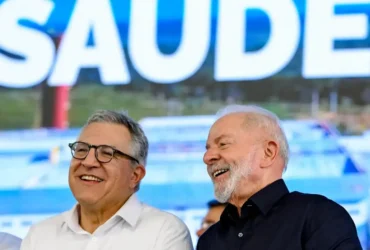 Lula defende Mais Médicos e soberania na saúde após sanções dos EUA