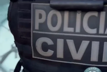 Homem é preso por agressão e destruição dentro de residência em Diamantino