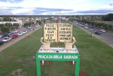 praca da biblia monumento