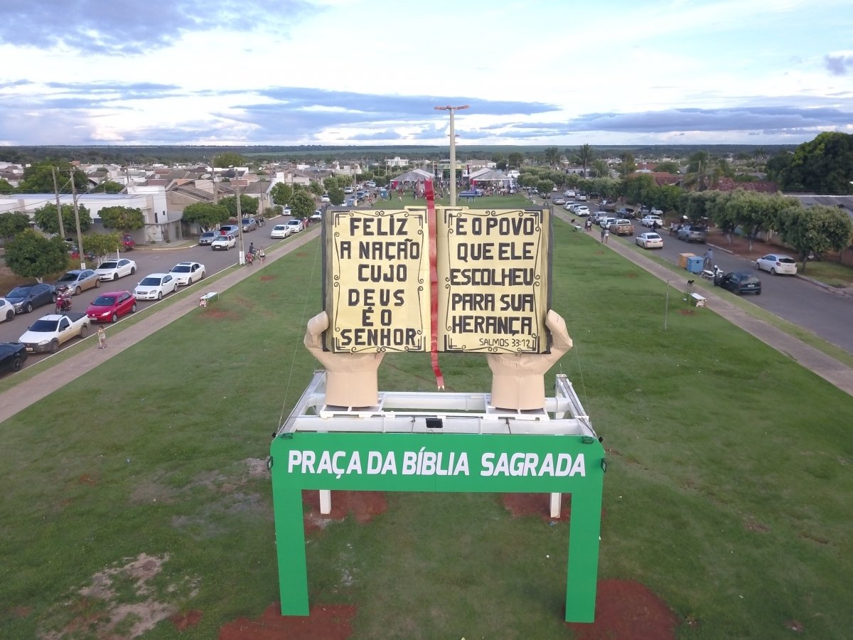 praca da biblia monumento