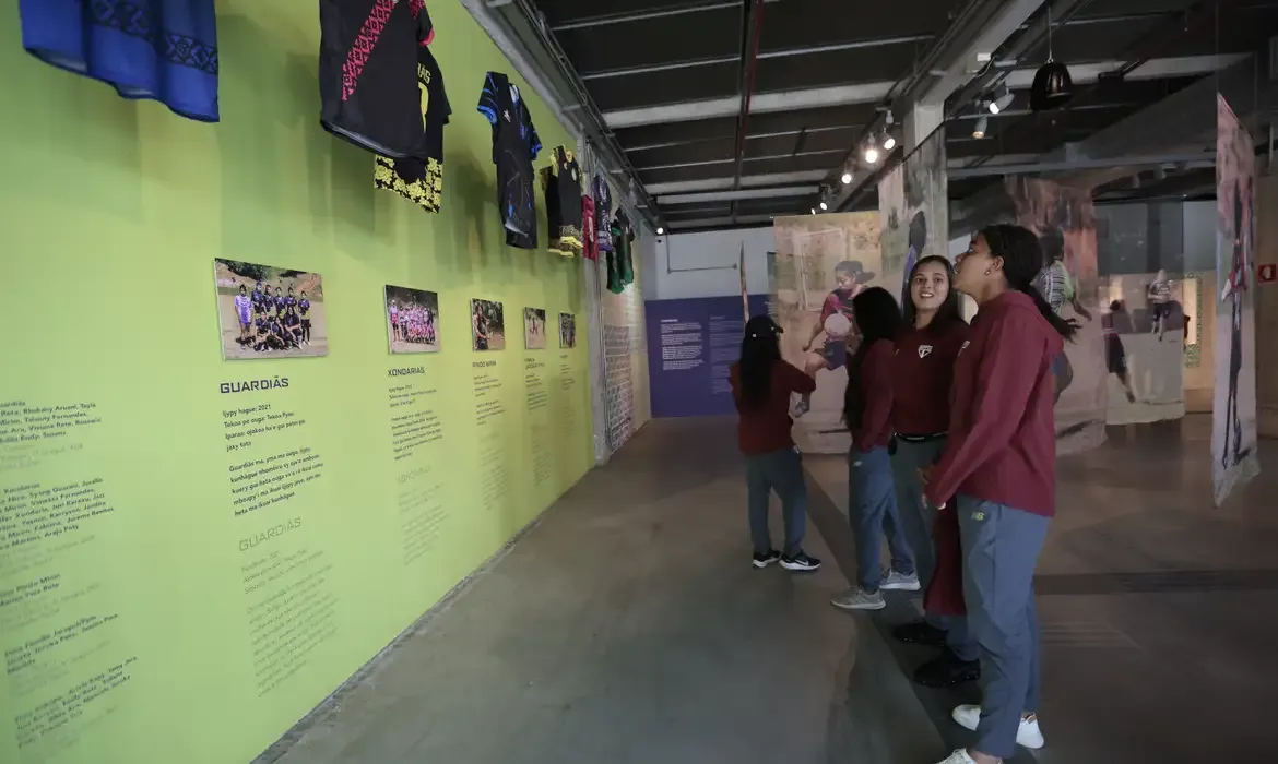 TV Brasil destaca futebol feminino com evento no Museu do Futebol