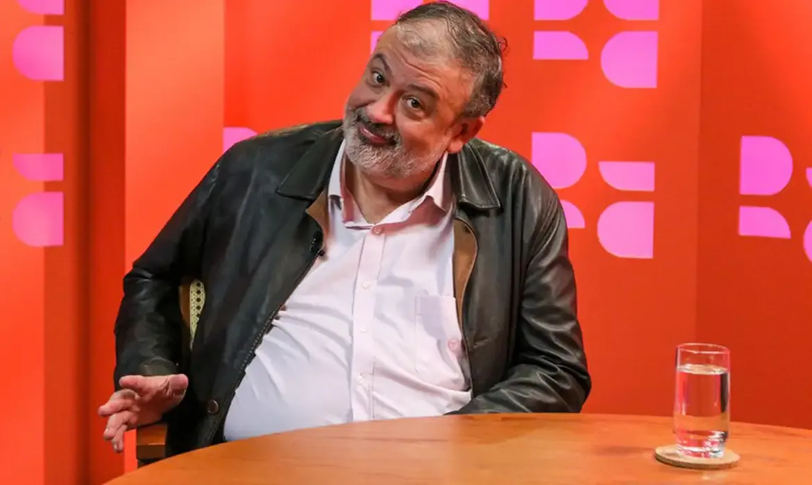 Saúde mental é tema de entrevista com Christian Dunker no DR Com Demori