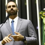 Câmara será notificada sobre denúncia contra Eduardo Bolsonaro