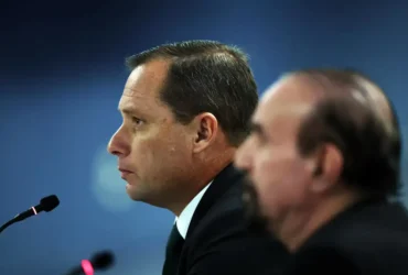 Mauro Cid solicita ao STF extinção da pena e devolução de passaporte