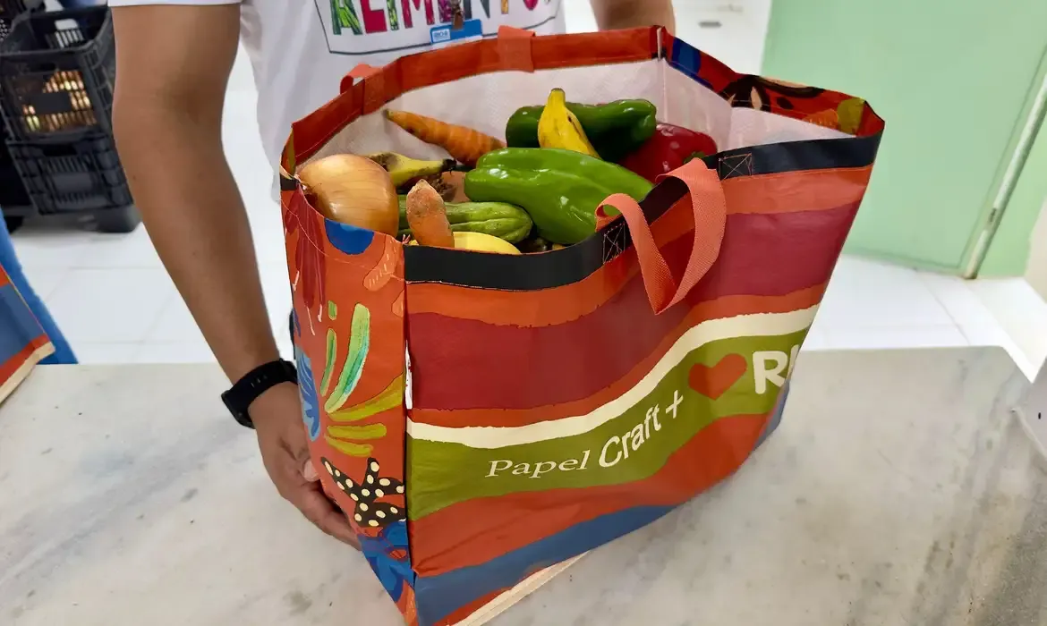 Câmara aprova projeto de combate à perda e desperdício de alimentos