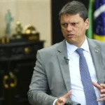 Moraes autoriza visita de governador a Bolsonaro em setembro