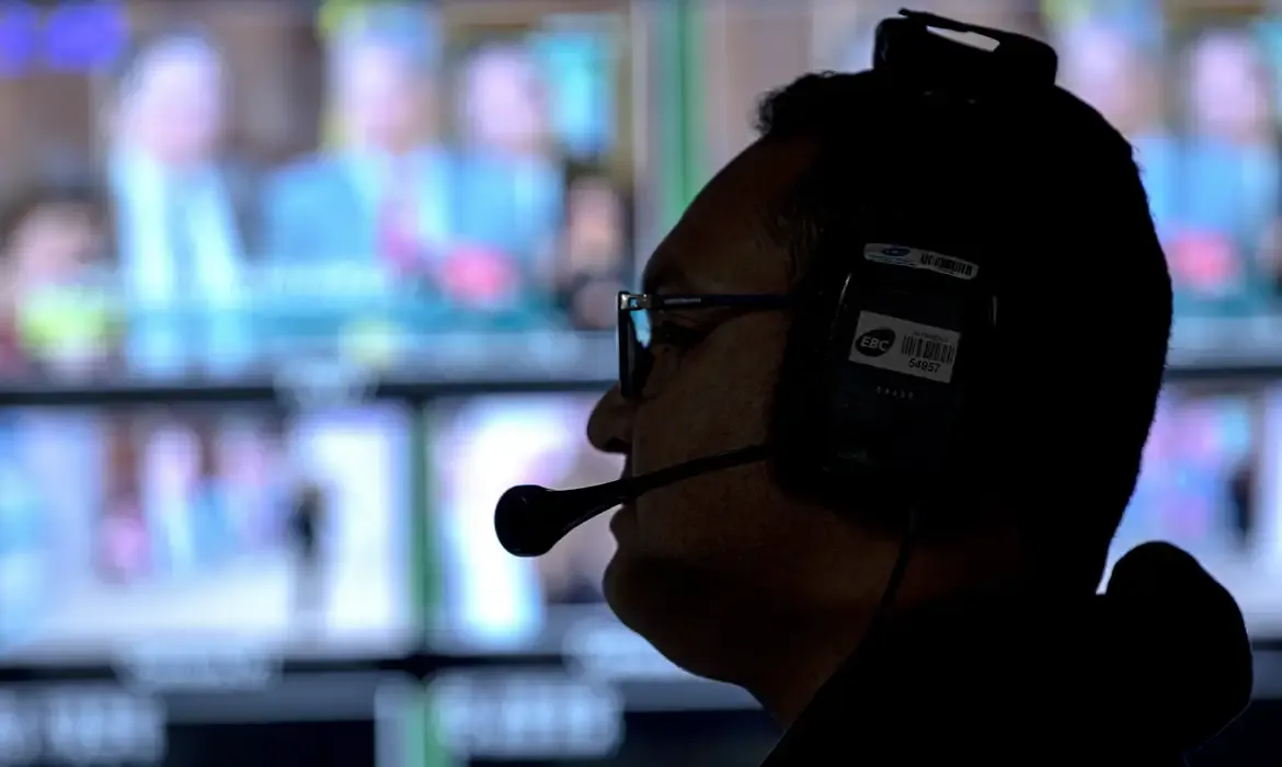 Comunicação lança cátedra e diploma em mídias públicas na América Latina