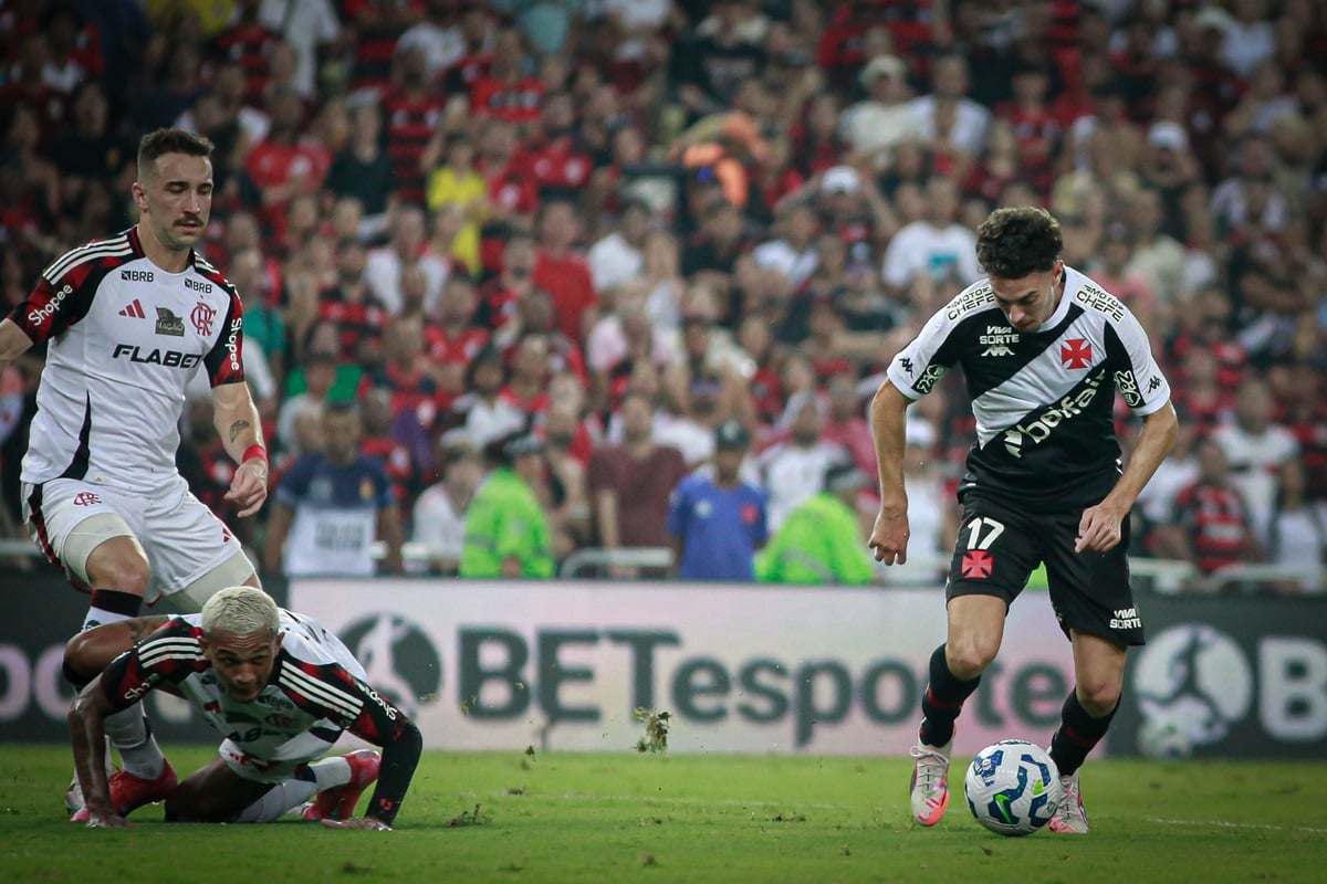 Flamengo x Vasco: onde assistir, escalações e tudo sobre o Clássico dos Milhões no Brasileirão. Imagem: Matheus Lima/CR Vasco Flamengo x Vasco: onde assistir, escalações e tudo sobre o Clássico dos Milhões no Brasileirão. Imagem: Matheus Lima/CR Vasco